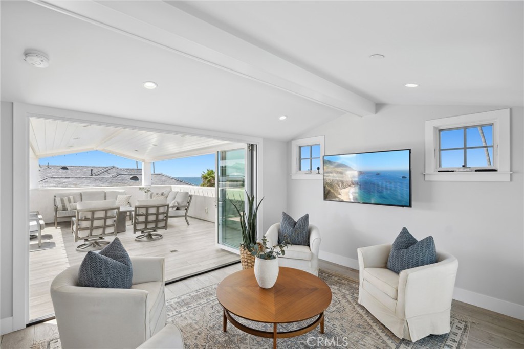 1505 E Ocean Boulevard