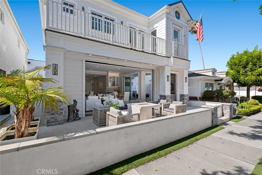 1505 E Ocean Boulevard