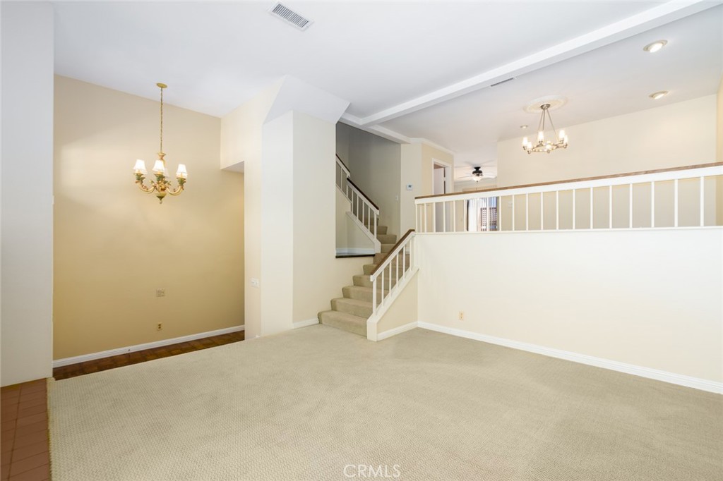 2 Mountain Shadows Place