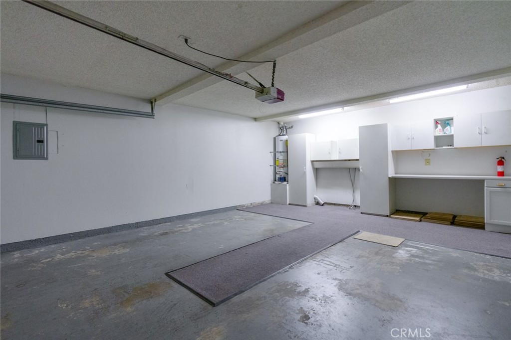 2 Mountain Shadows Place