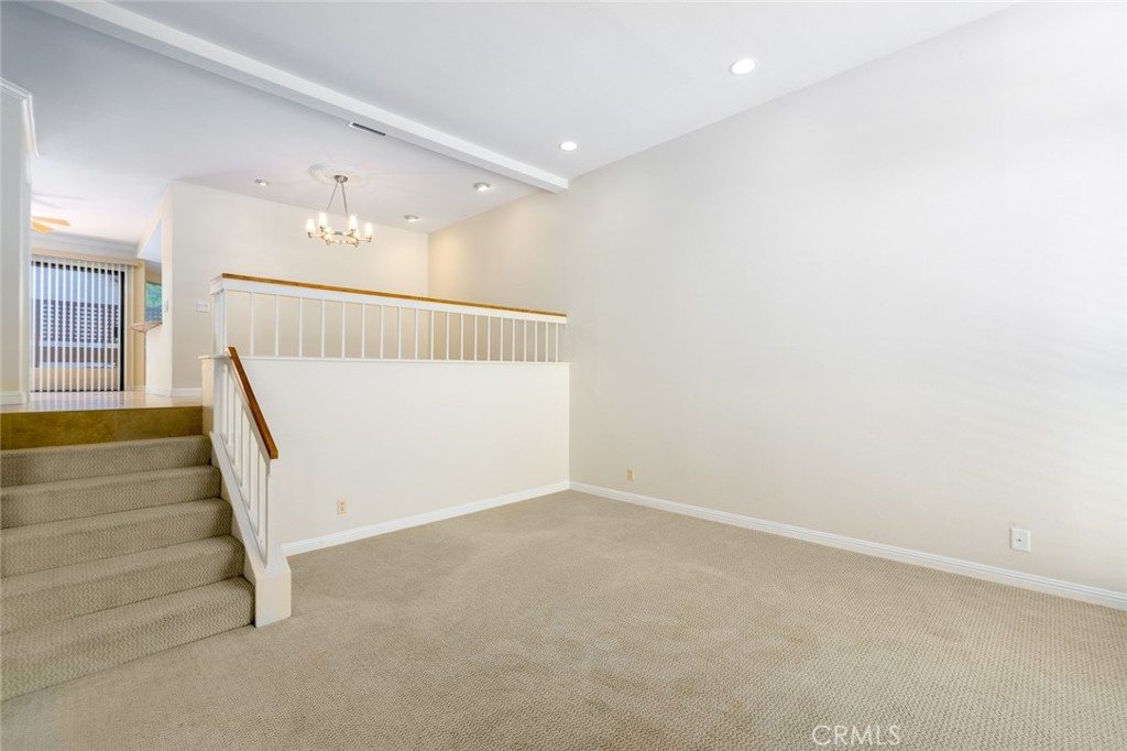 2 Mountain Shadows Place