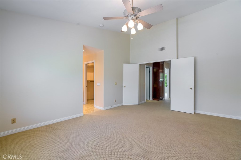 2 Mountain Shadows Place