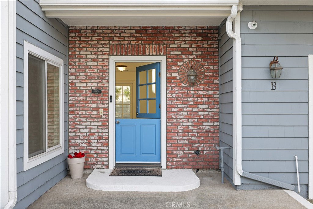 1597 Riverside Place B