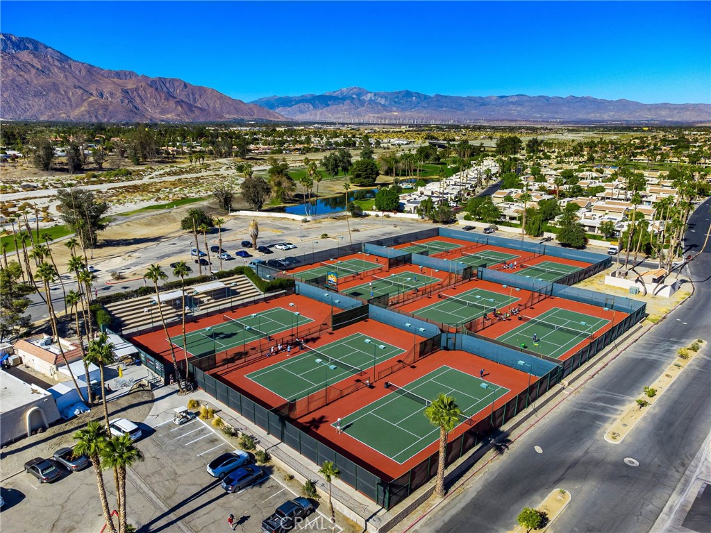 68125 Seven Oaks Drive