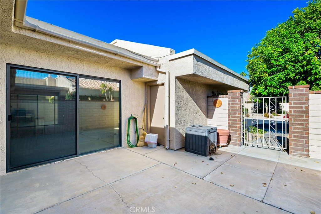 68125 Seven Oaks Drive