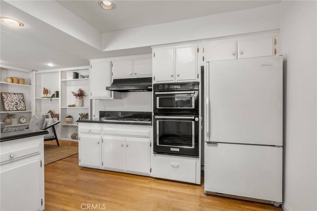 17592 Orange Tree Lane