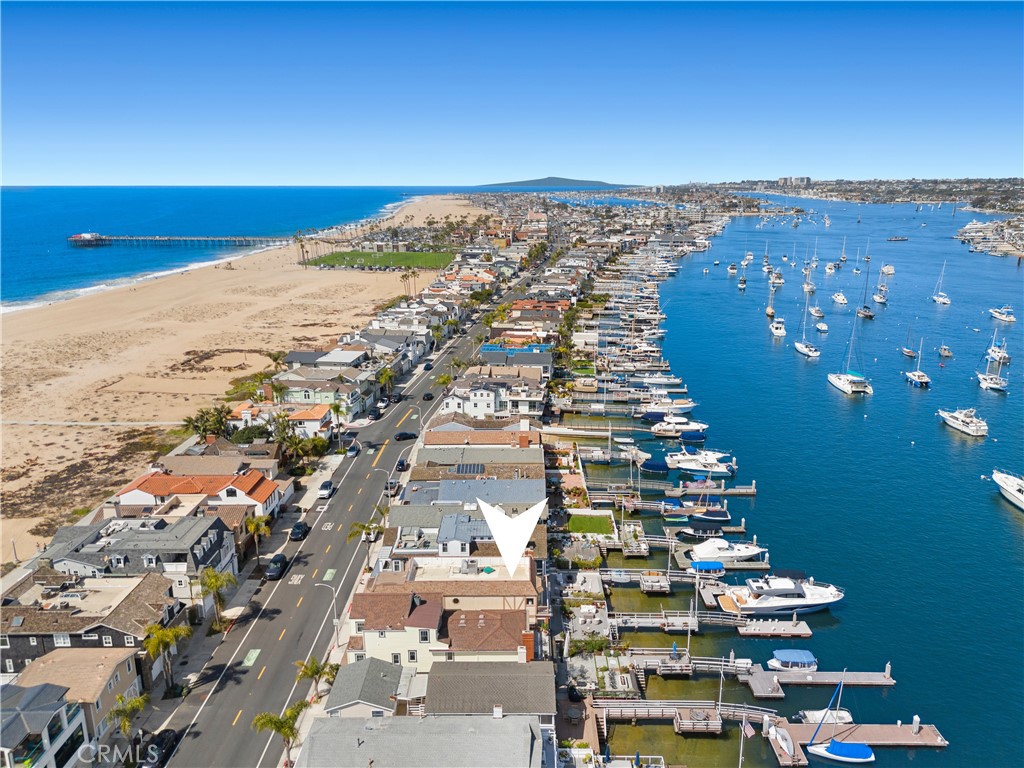 1214 E Balboa Boulevard