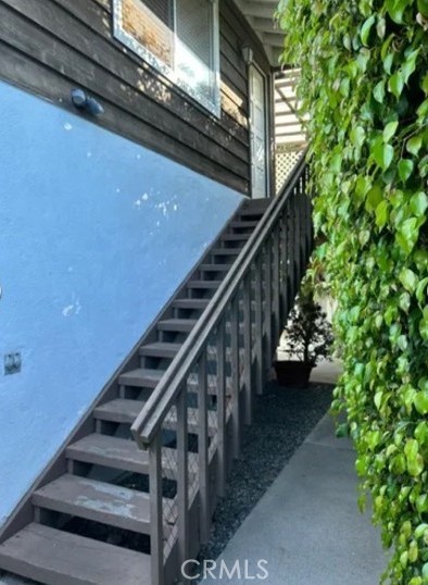 190 Costa Mesa Street