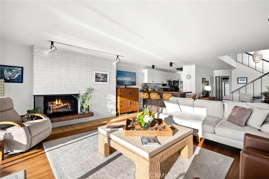 115 Bayside Place 115