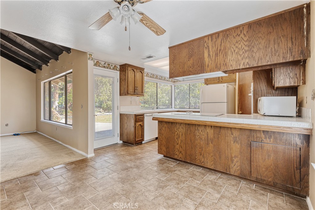 7148 E Grovewood Lane