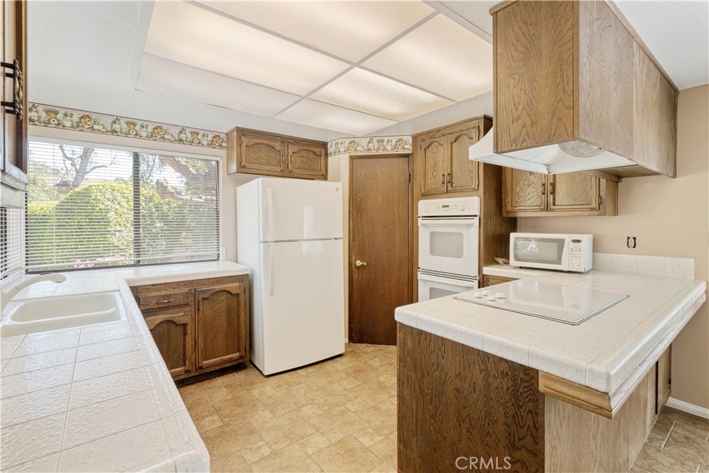 7148 E Grovewood Lane