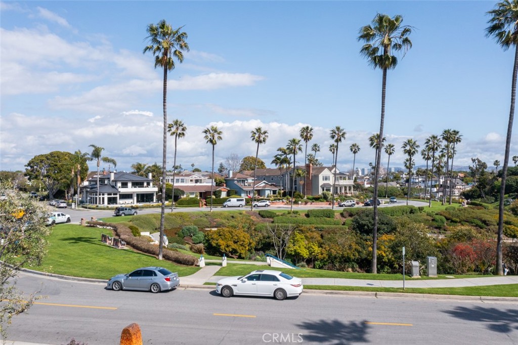 2918 Cliff Drive