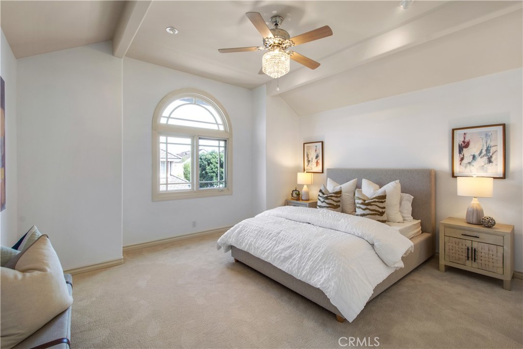 2541 Point Del Mar