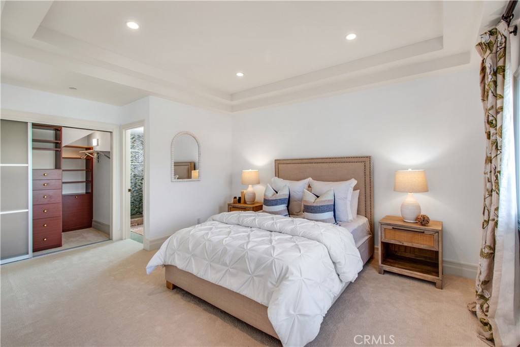 2541 Point Del Mar