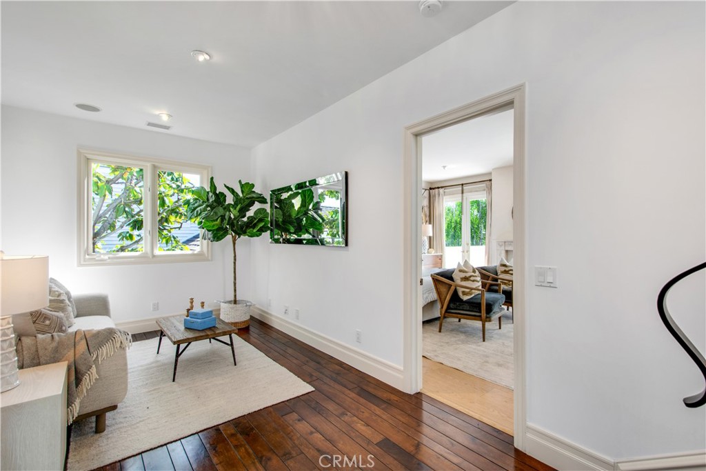 2541 Point Del Mar