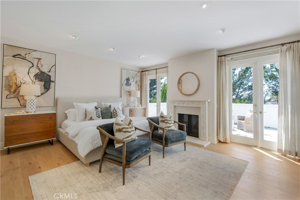 2541 Point Del Mar