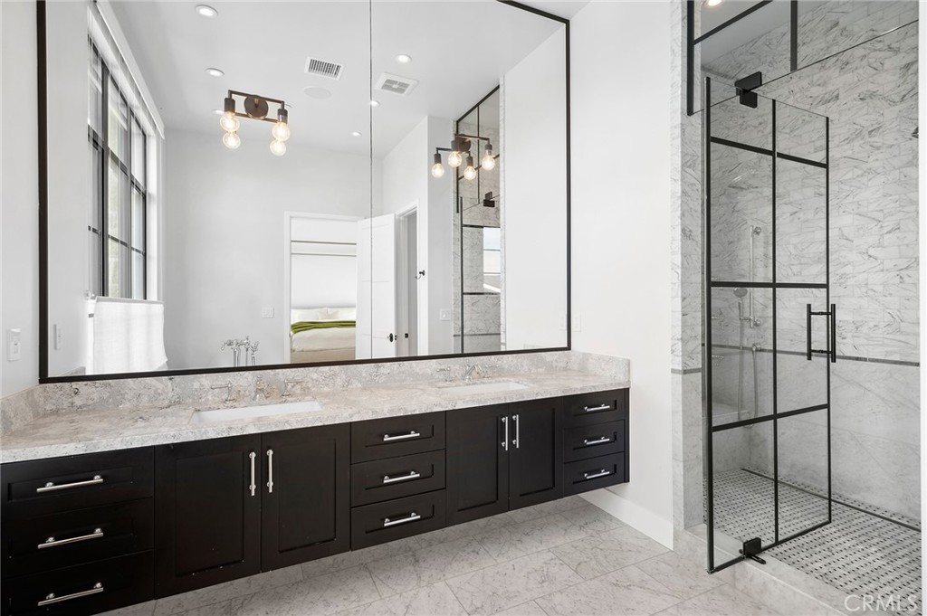 2045 E Ocean Boulevard