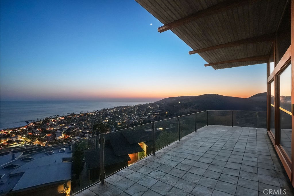 1255 Skyline Drive