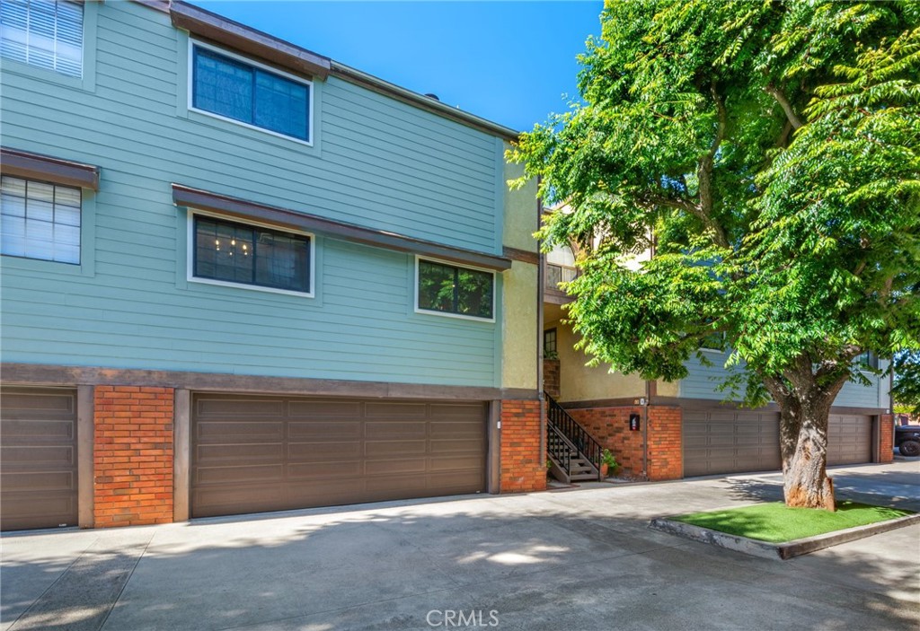 1925 Anaheim Avenue 8