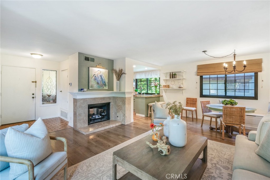 1925 Anaheim Avenue 8