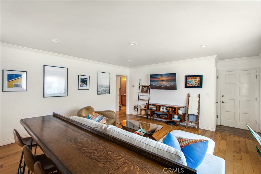 1100 Rutland Road 12