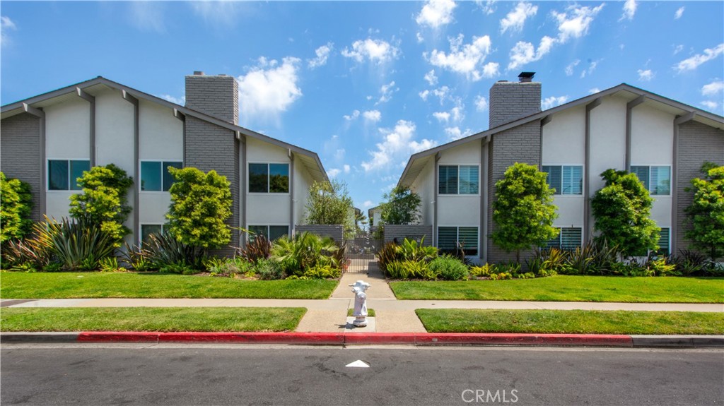 1100 Rutland Road 12