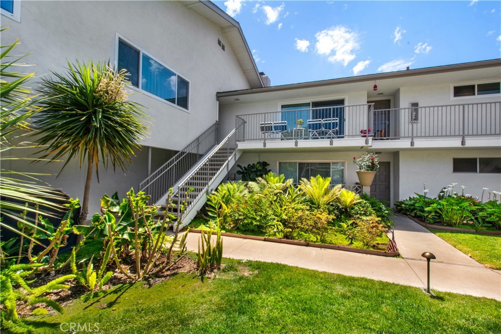 1100 Rutland Road 12