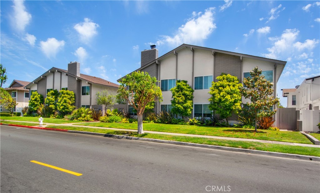 1100 Rutland Road 12