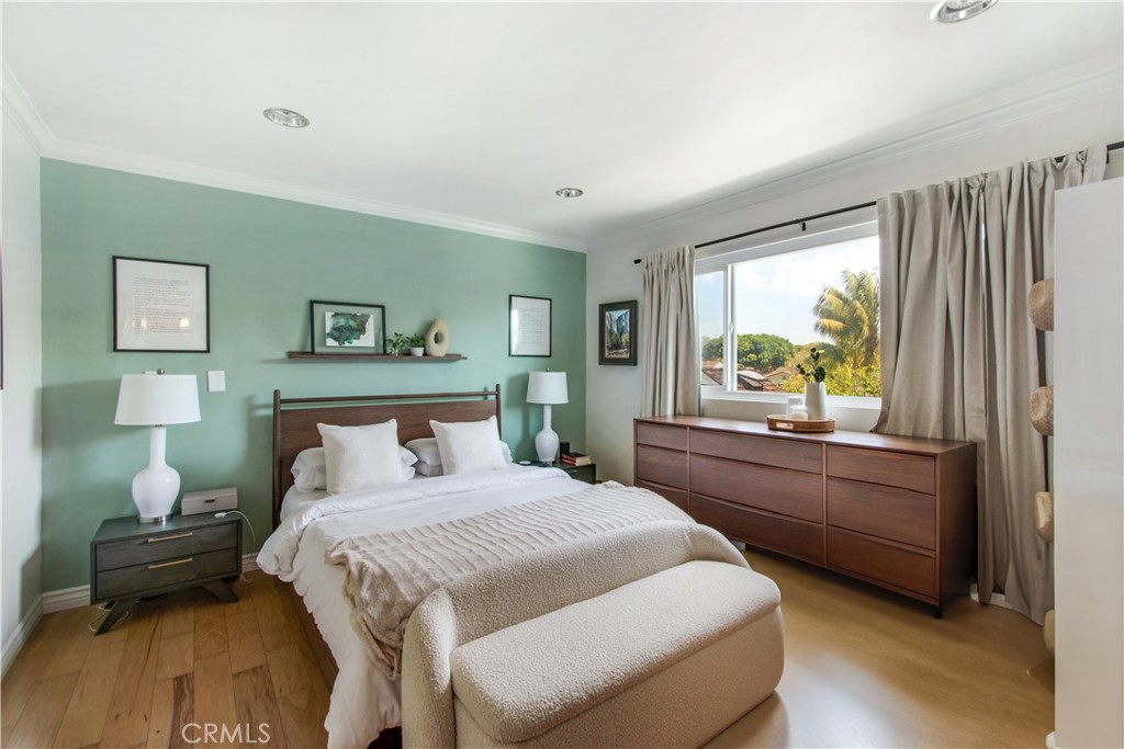 1100 Rutland Road 12