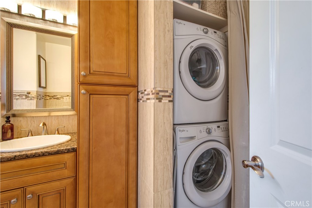 1100 Rutland Road 12