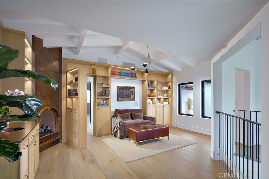 17 Muir Beach Circle