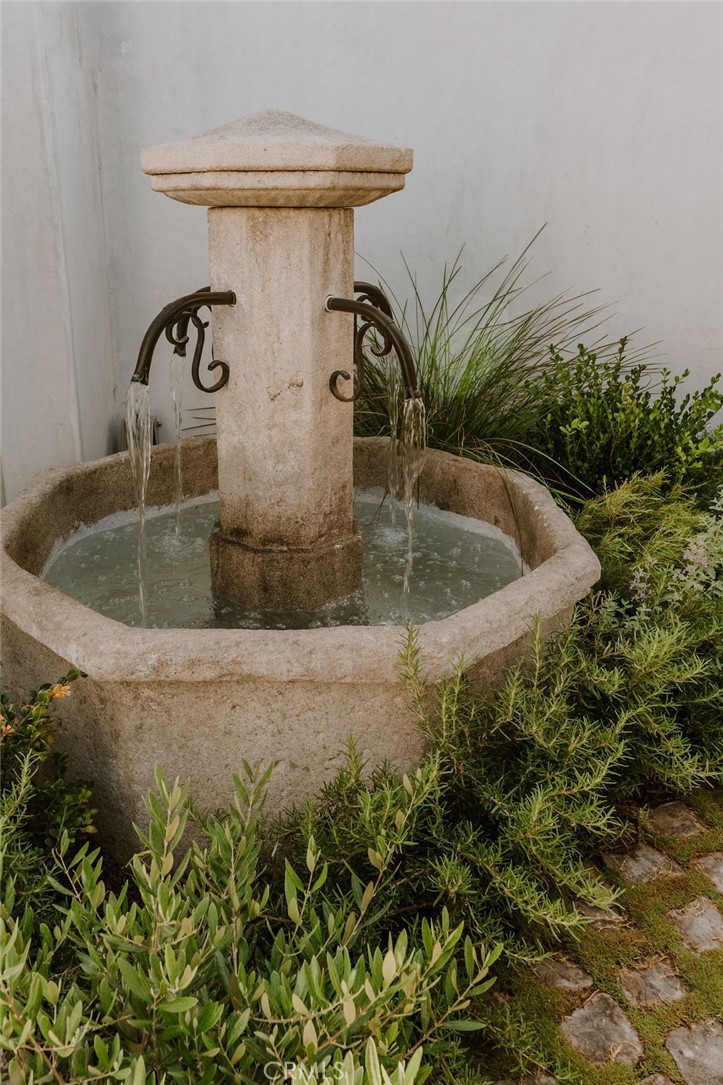 17 Muir Beach Circle