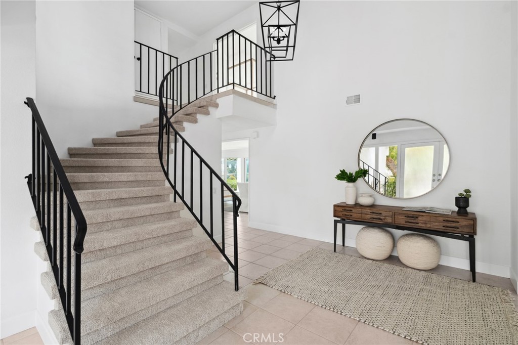 25 Point Loma Drive