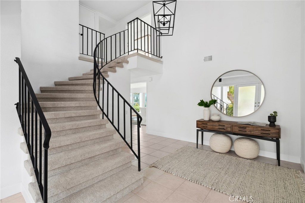 25 Point Loma Drive