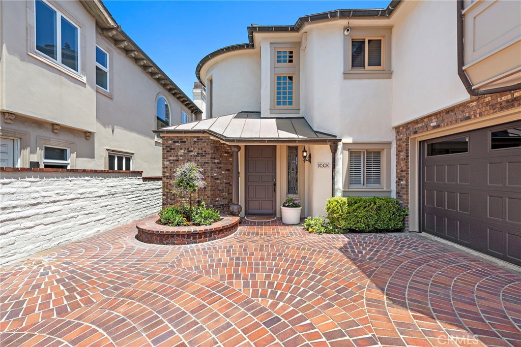 648 Harbor Island Drive