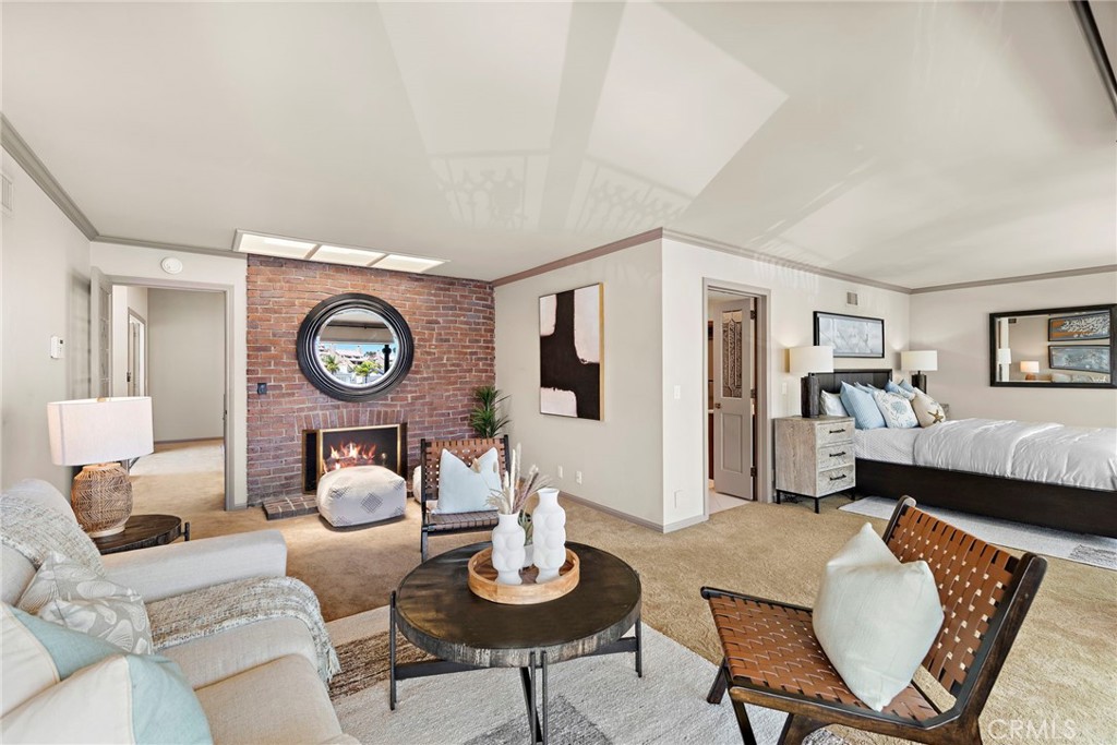 648 Harbor Island Drive