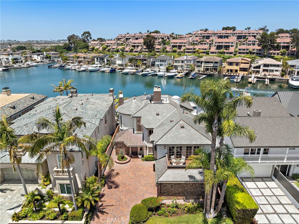 648 Harbor Island Drive