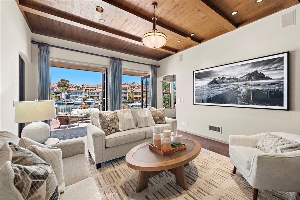 648 Harbor Island Drive