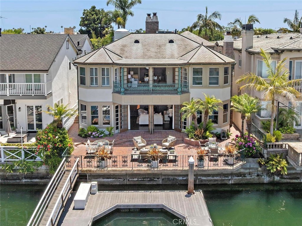 648 Harbor Island Drive