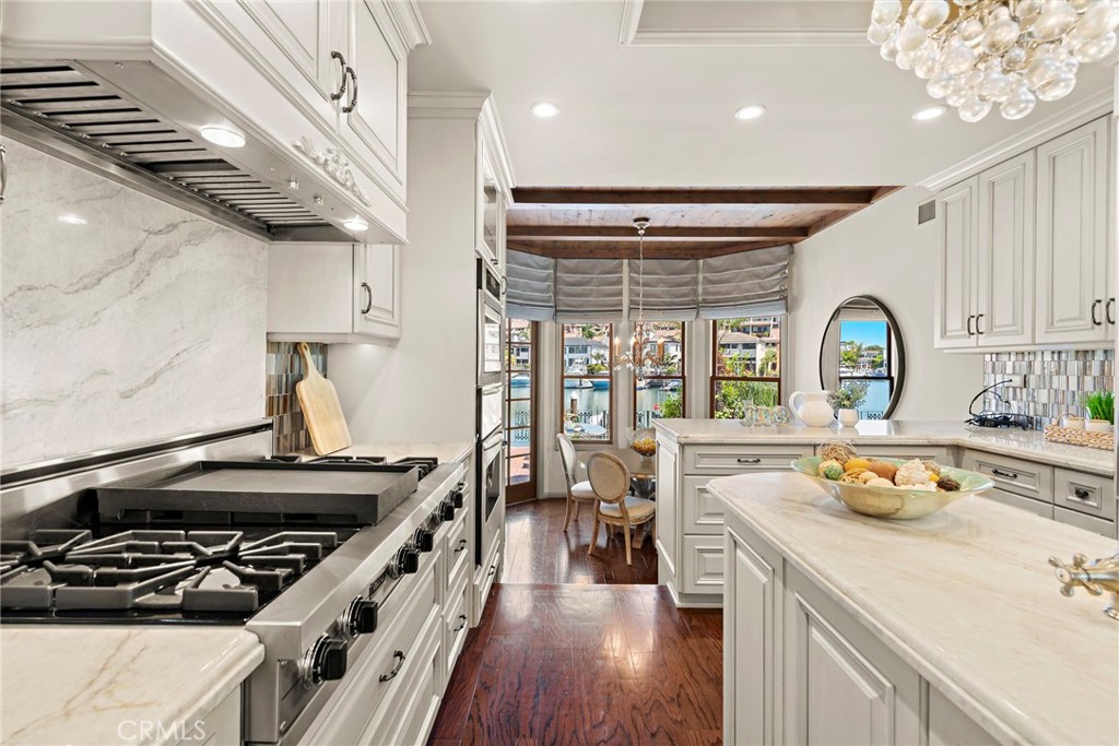 648 Harbor Island Drive