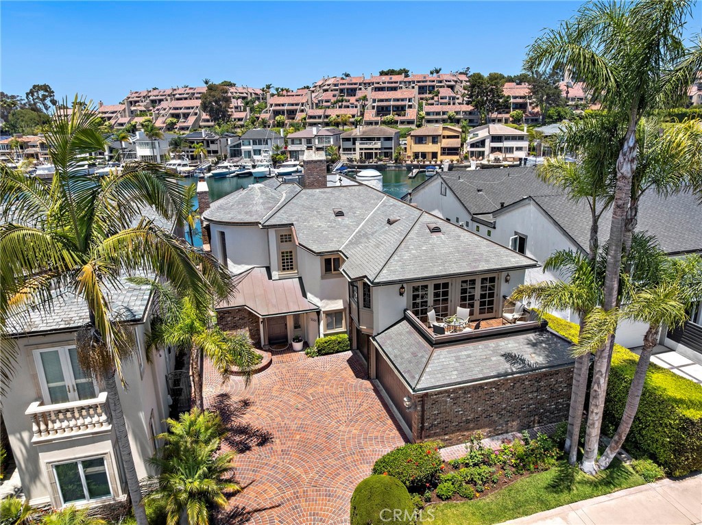 648 Harbor Island Drive