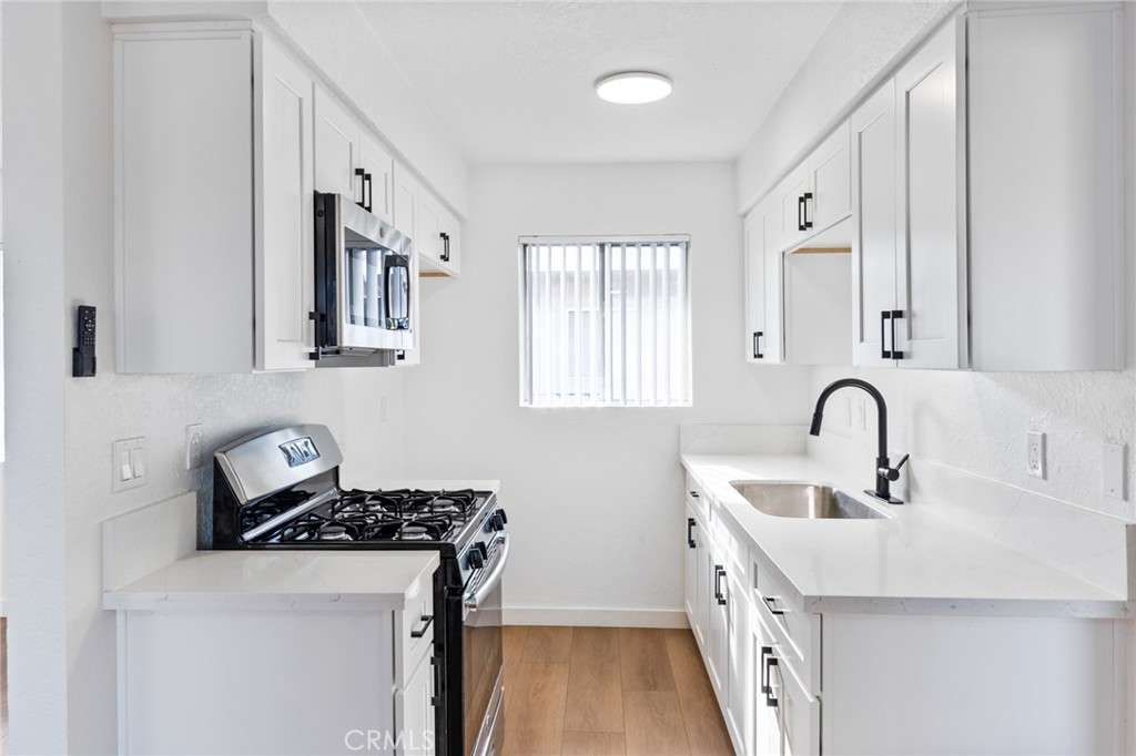 221 10th Street
