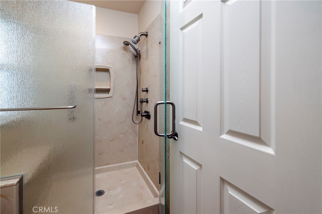 5595 Avenida Adobe