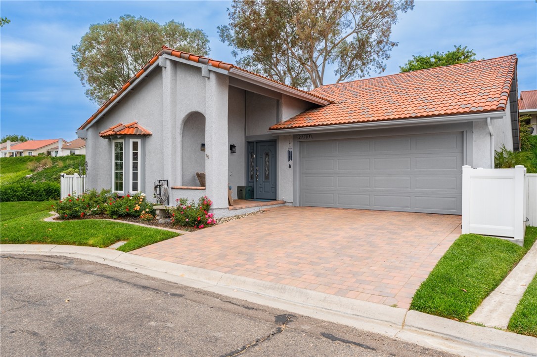 27705 Calle Valdes