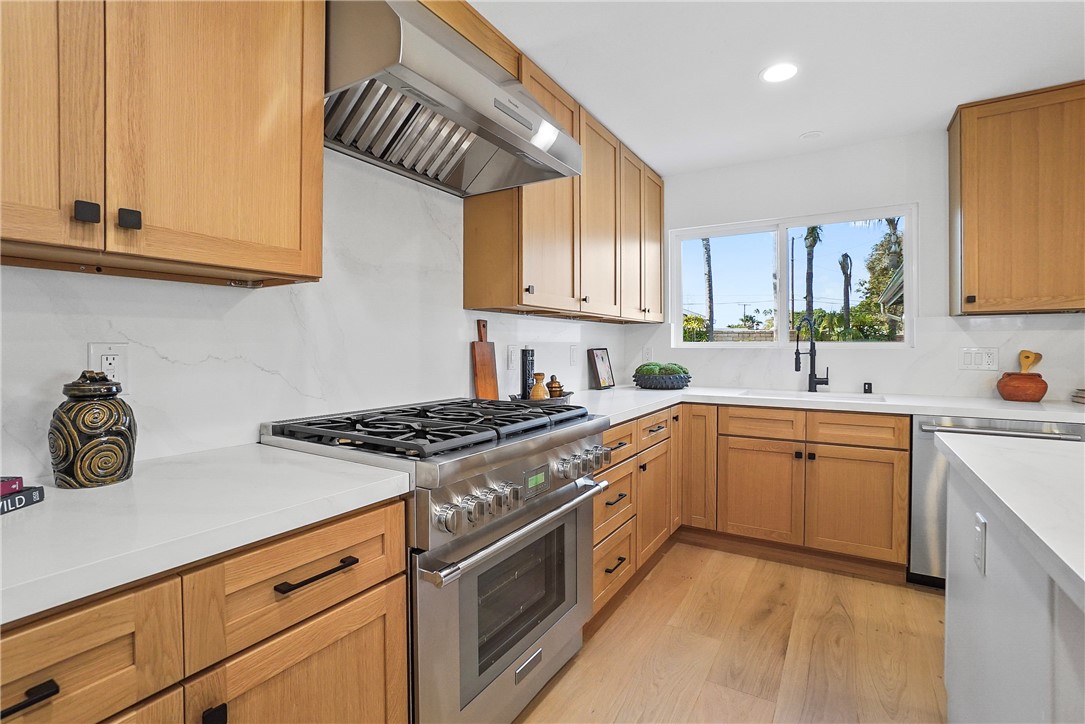 3119 Gibraltar Avenue