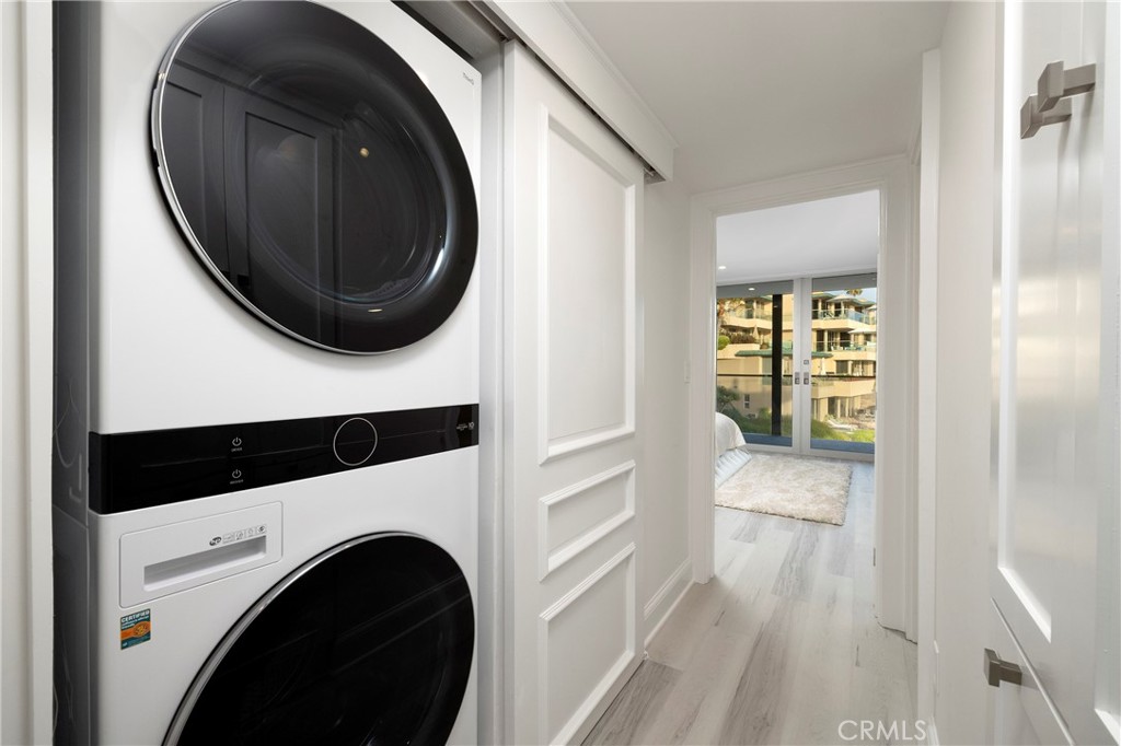 1585 S Coast 31
