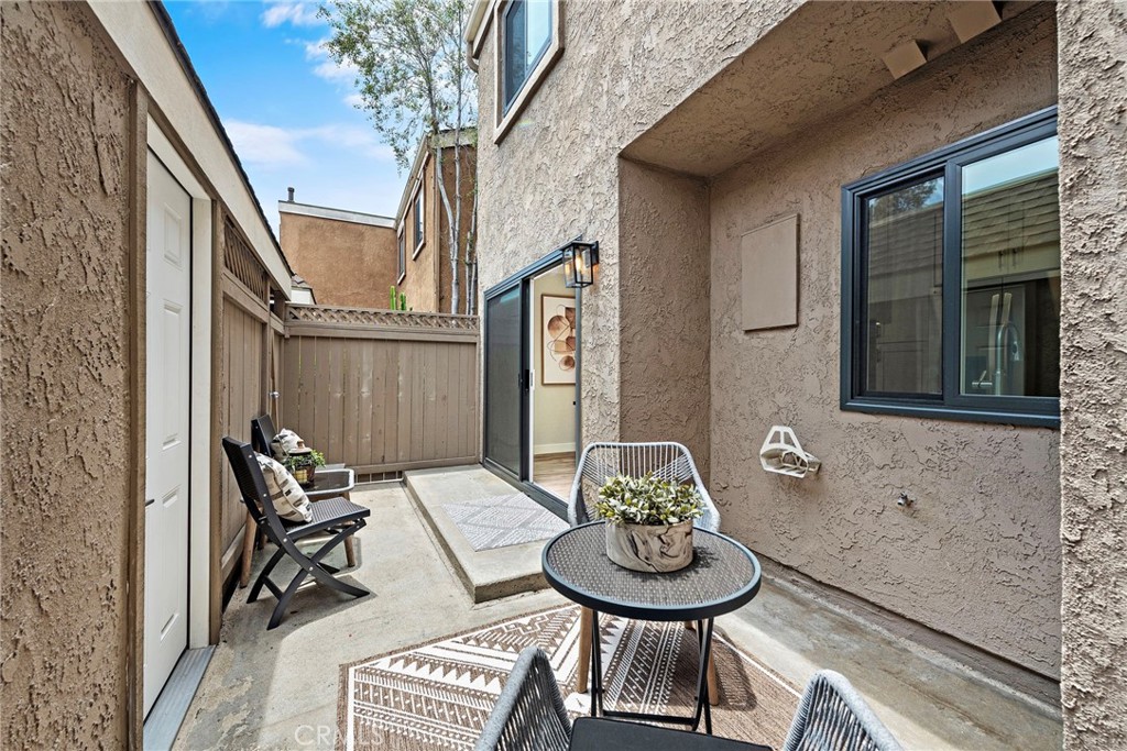 11 Summerwalk Court