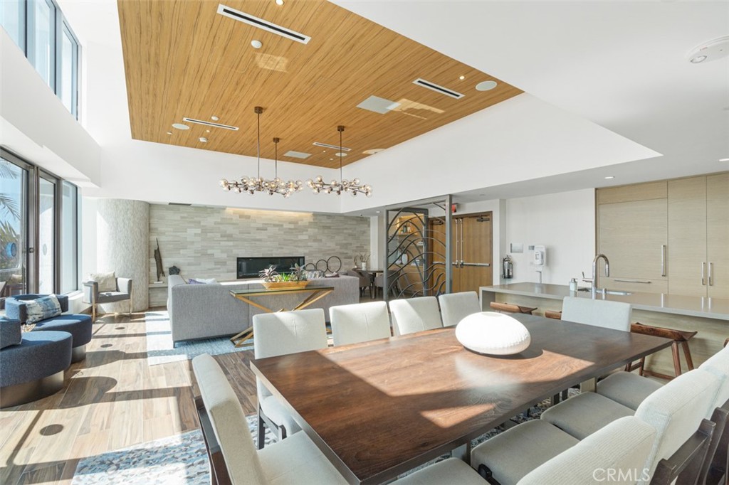 888 W E Street 505