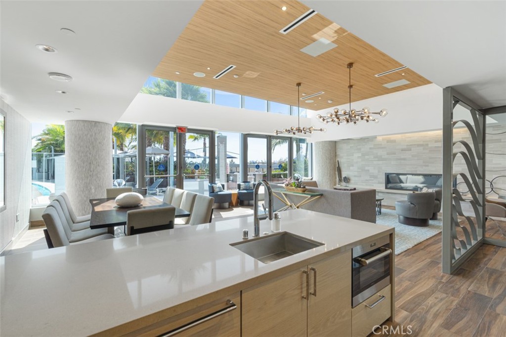 888 W E Street 505