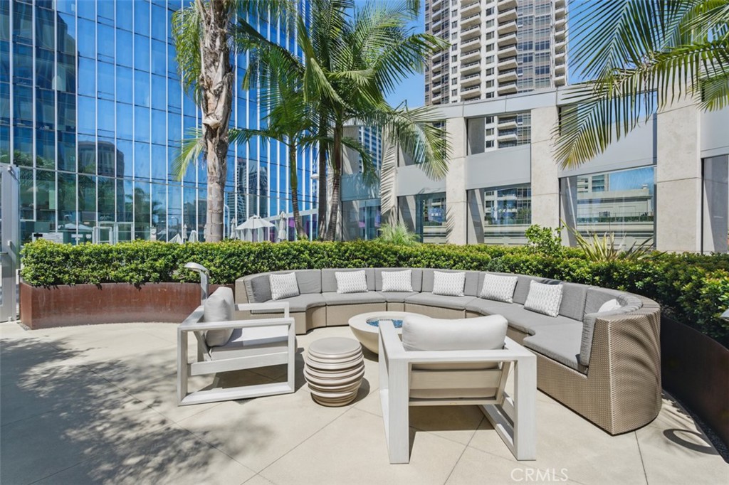 888 W E Street 505